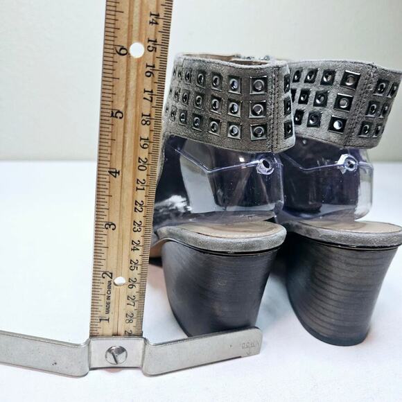 Donald Pliner 10M Gray studded suede leather Janesp Peep toe Booties Zip closure - Picture 6 of 16